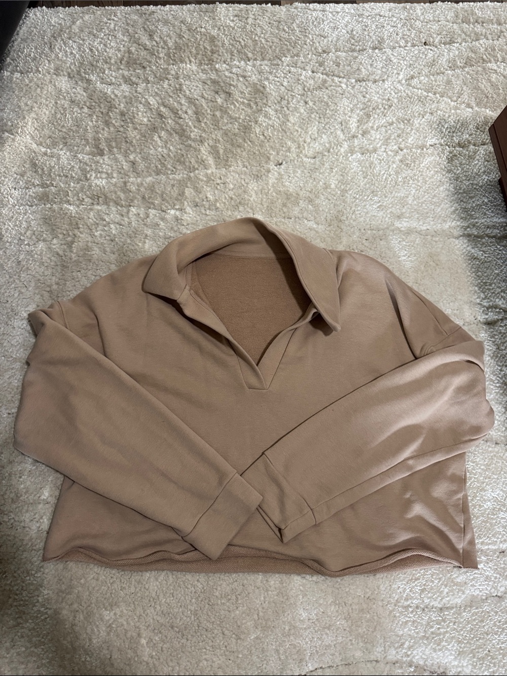 Vuori Women's Tan Open-Collar Sweatshirt